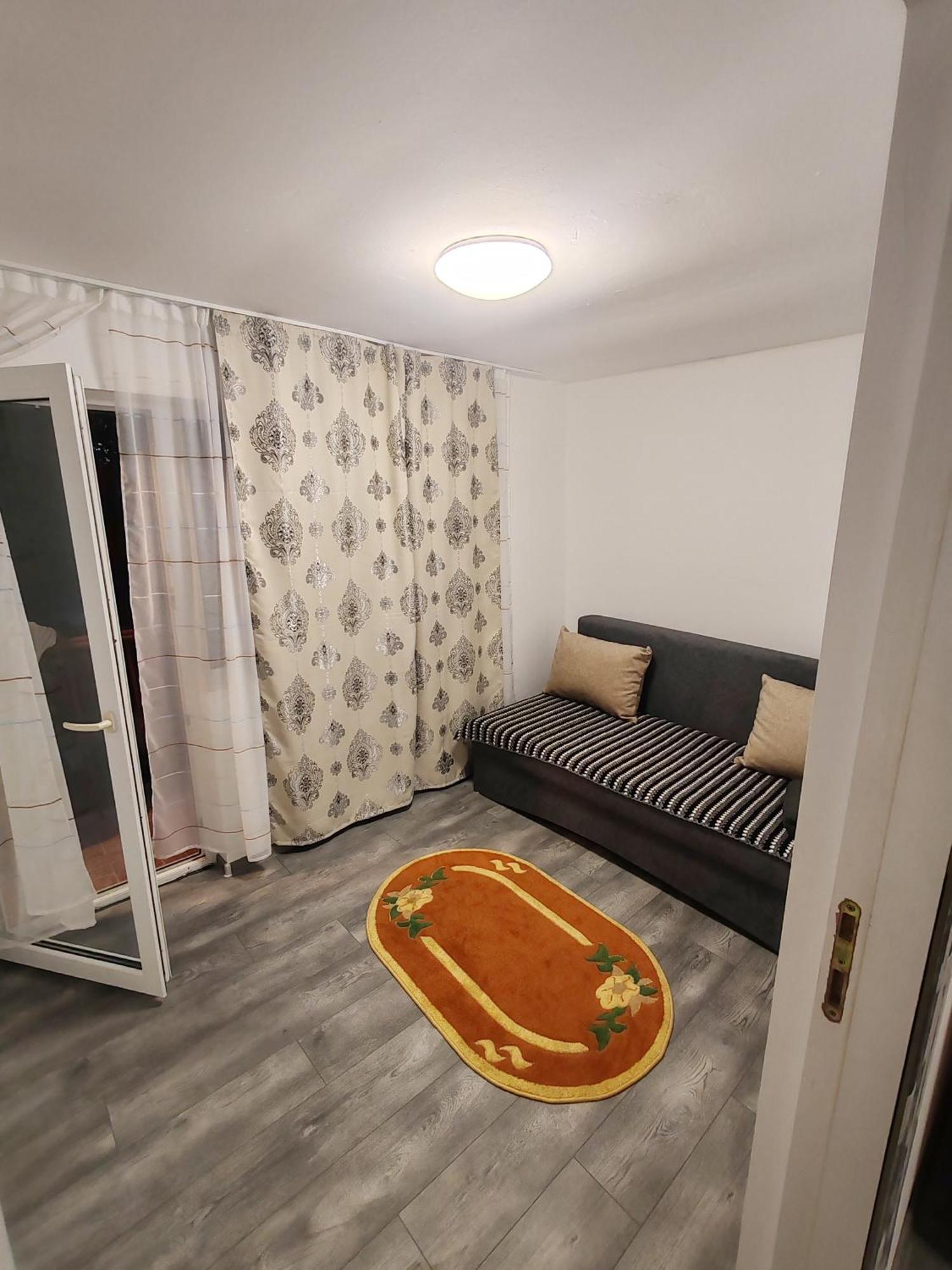 Trei Insule Home Арад Экстерьер фото